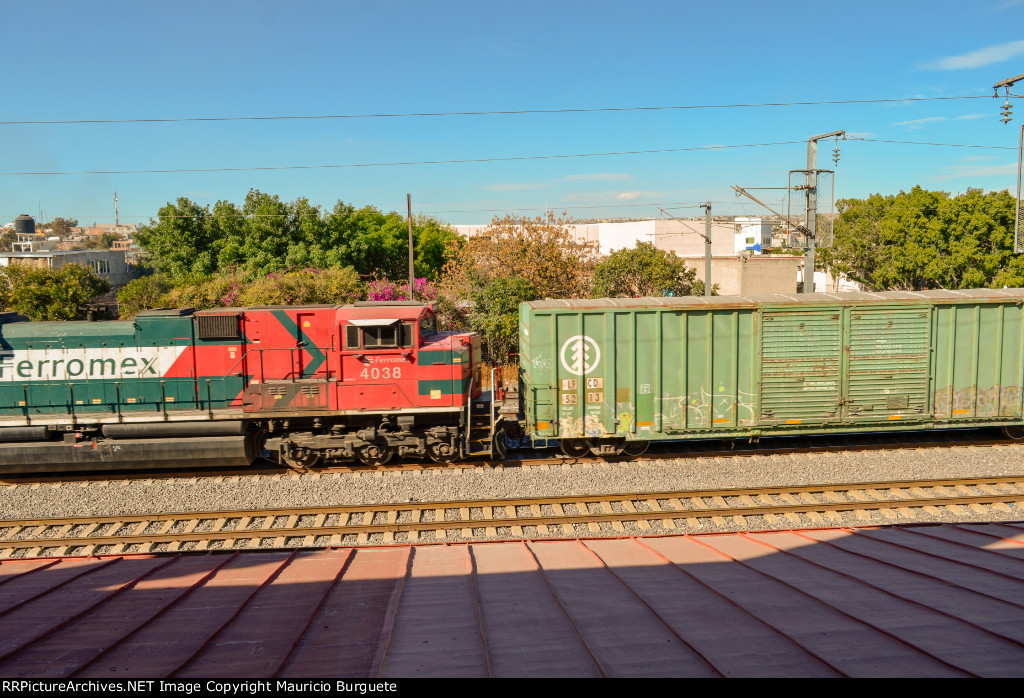 FXE SD70ACe Locomotive running as DPU
